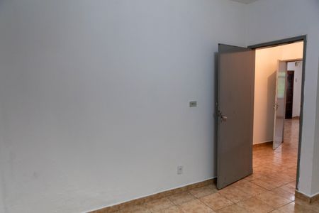 Casa para alugar com 2 quartos, 100m² em Vila Dalva, São Paulo