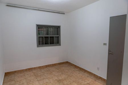 Casa para alugar com 2 quartos, 100m² em Vila Dalva, São Paulo