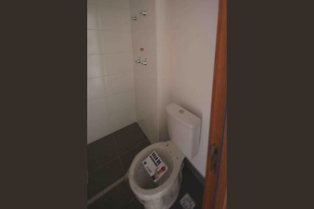 Apartamento para alugar com 34m², 2 quartos e sem vaga Apartamento para alugar com 34m², 2 quartos e sem vagaBanheiro