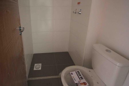 Apartamento para alugar com 34m², 2 quartos e sem vaga Apartamento para alugar com 34m², 2 quartos e sem vagaBanheiro