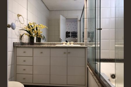 Apartamento para alugar com 4 quartos, 371m² em Centro, Florianópolis