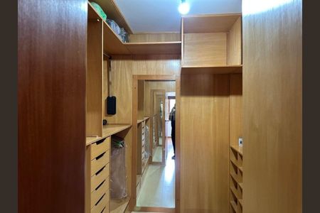 Casa para alugar com 3 quartos, 190m² em Indianópolis, São Paulo