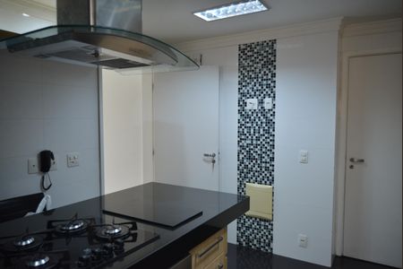 Apartamento para alugar com 120m², 3 quartos e 2 vagasCozinha