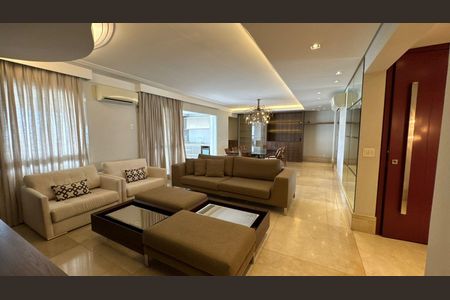 Apartamento para alugar com 3 quartos, 168m² em Água Branca, São Paulo