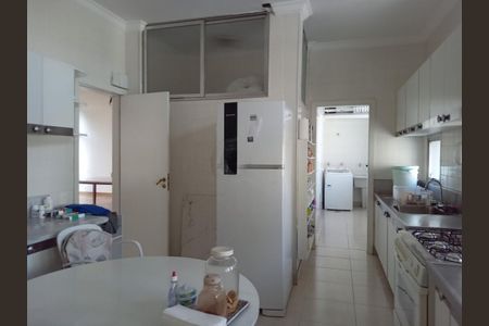 Apartamento para alugar com 201m², 3 quartos e 2 vagas