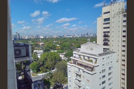 Apartamento para alugar com 201m², 3 quartos e 2 vagas