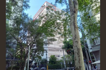 Apartamento para alugar com 201m², 3 quartos e 2 vagas