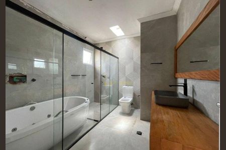 Casa para alugar com 4 quartos, 230m² em Brooklin Novo, São Paulo