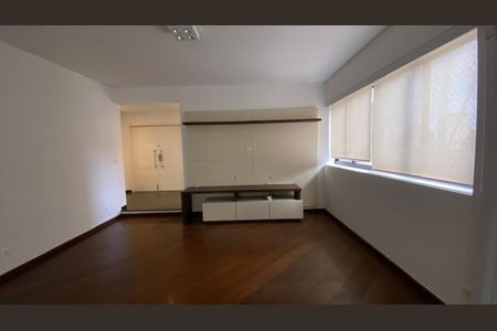 Apartamento para alugar com 3 quartos, 210m² em Higienópolis, São Paulo