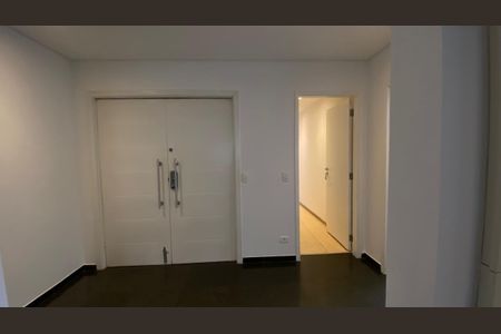 Apartamento para alugar com 3 quartos, 210m² em Higienópolis, São Paulo