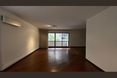 Apartamento para alugar com 3 quartos, 210m² em Higienópolis, São Paulo