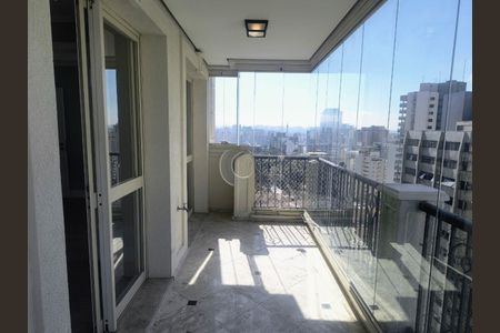 Apartamento para alugar com 143m², 3 quartos e 3 vagas