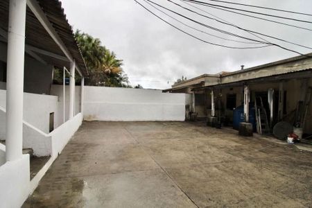 Casa para alugar com 63m², 2 quartos e sem vaga
