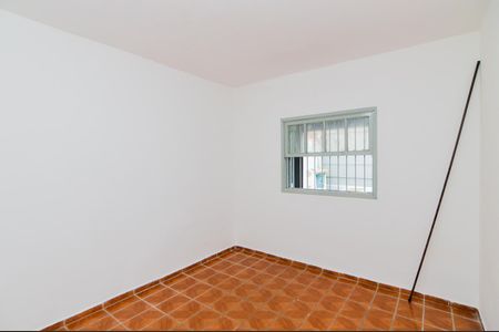 Casa para alugar com 150m², 2 quartos e 2 vagasQuarto 1