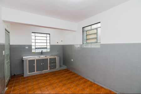 Casa para alugar com 150m², 2 quartos e 2 vagasCozinha