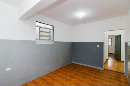 Casa para alugar com 150m², 2 quartos e 2 vagasCozinha