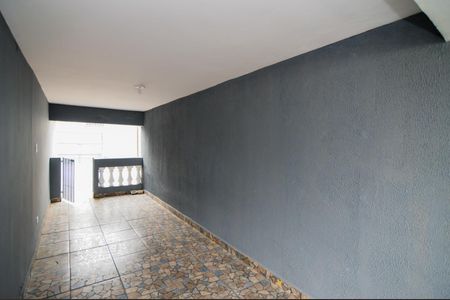 Casa para alugar com 150m², 2 quartos e 2 vagasQuintal