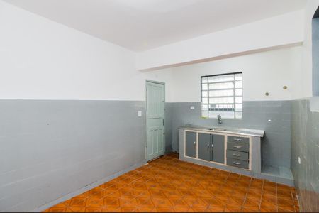 Casa para alugar com 150m², 2 quartos e 2 vagasCozinha