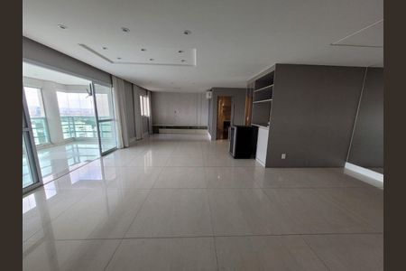 Apartamento para alugar com 3 quartos, 202m² em Centro Empresarial Tamboré, Santana de Parnaíba