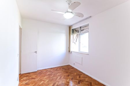 Apartamento à venda com 86m², 3 quartos e 1 vagaQuarto 
