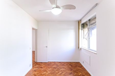 Apartamento à venda com 86m², 3 quartos e 1 vagaQuarto 