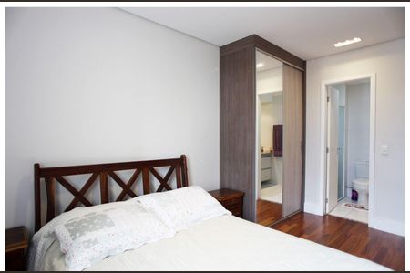 Apartamento para alugar com 3 quartos, 121m² em Santo Amaro, São Paulo