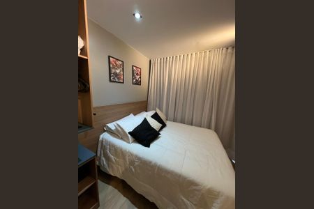Sala/Quarto de apartamento para alugar com 1 quarto, 27m² em Pinheiros, São Paulo