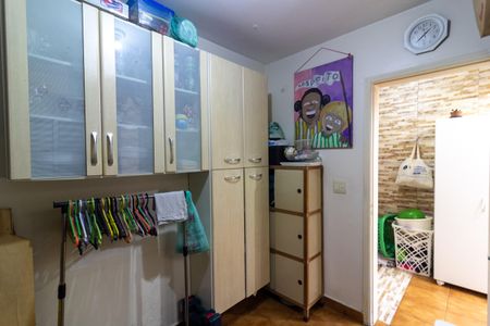 Casa à venda com 149m², 3 quartos e 2 vagasQuarto de Serviço