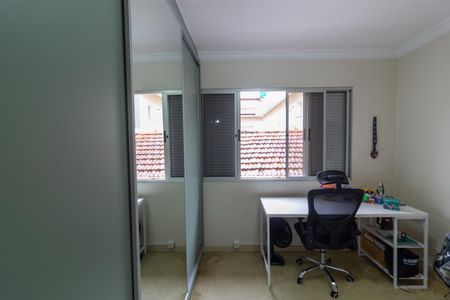 Casa à venda com 149m², 3 quartos e 2 vagasQuarto 3