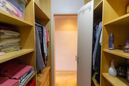 Casa à venda com 149m², 3 quartos e 2 vagasQuarto 1 - Suíte Closet