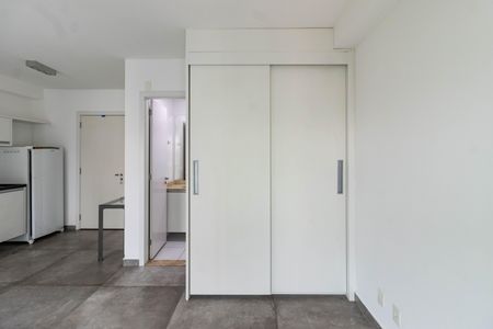 Apartamento para alugar com 37m², 1 quarto e 1 vaga Apartamento para alugar com 37m², 1 quarto e 1 vagaSala/Quarto