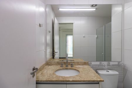 Banheiro  de apartamento para alugar com 1 quarto, 37m² em Barra Funda, São Paulo