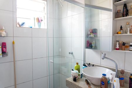 Casa à venda com 170m², 3 quartos e 1 vagaBanheiro da Suíte 2