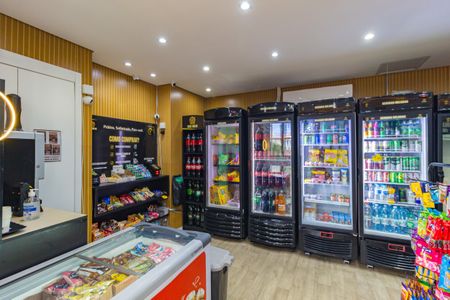 Apartamento à venda com 44m², 2 quartos e sem vagaMini Mercado