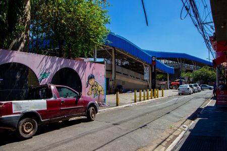 Apartamento à venda com 44m², 2 quartos e sem vagaEntrada do Metrô