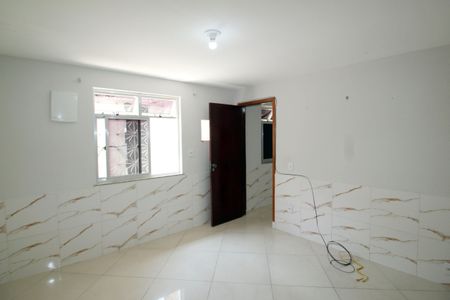 Quarto de casa para alugar com 1 quarto, 64m² em Olaria, Rio de Janeiro