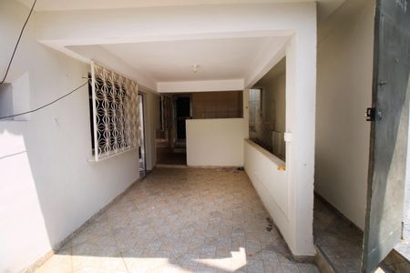 Casa para alugar com 64m², 1 quarto e sem vagaQuintal