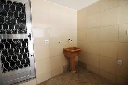 Casa para alugar com 64m², 1 quarto e sem vagaÁrea de Serviço