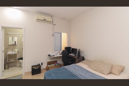 Casa para alugar com 400m², 4 quartos e 3 vagas Casa para alugar com 400m², 4 quartos e 3 vagasSuíte 3