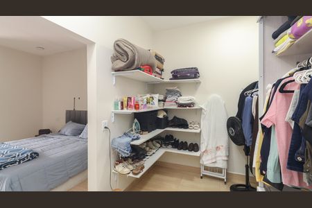 Casa para alugar com 400m², 4 quartos e 3 vagas Casa para alugar com 400m², 4 quartos e 3 vagasCloset da suíte 2