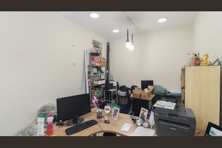 Casa para alugar com 400m², 4 quartos e 3 vagas Casa para alugar com 400m², 4 quartos e 3 vagasEscritório