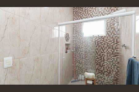Casa para alugar com 400m², 4 quartos e 3 vagas Casa para alugar com 400m², 4 quartos e 3 vagasBanheiro da Suíte 2