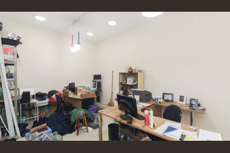 Casa para alugar com 400m², 4 quartos e 3 vagas Casa para alugar com 400m², 4 quartos e 3 vagasEscritório