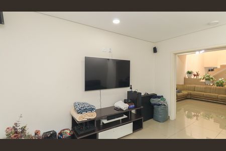 Casa para alugar com 400m², 4 quartos e 3 vagas Casa para alugar com 400m², 4 quartos e 3 vagasSala