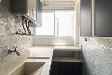 Apartamento para alugar com 69m², 2 quartos e 1 vagaÁrea de Serviço 