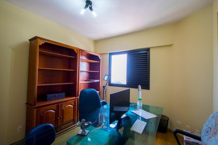 Apartamento para alugar com 89m², 3 quartos e 2 vagasQuarto 2