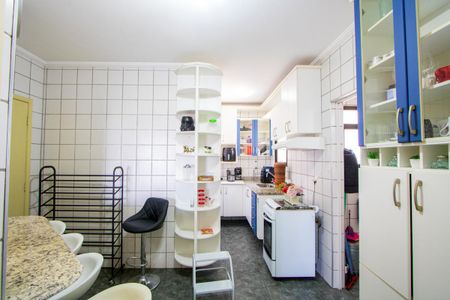Apartamento para alugar com 89m², 3 quartos e 2 vagasCozinha