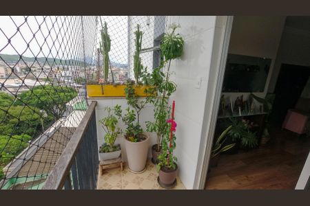 Apartamento à venda com 70m², 2 quartos e 1 vagaSacada