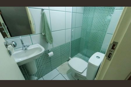 Apartamento à venda com 70m², 2 quartos e 1 vagaBanheiro Social