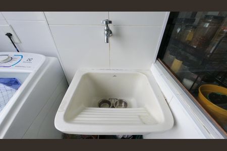 Apartamento à venda com 70m², 2 quartos e 1 vagaÁrea de Serviço